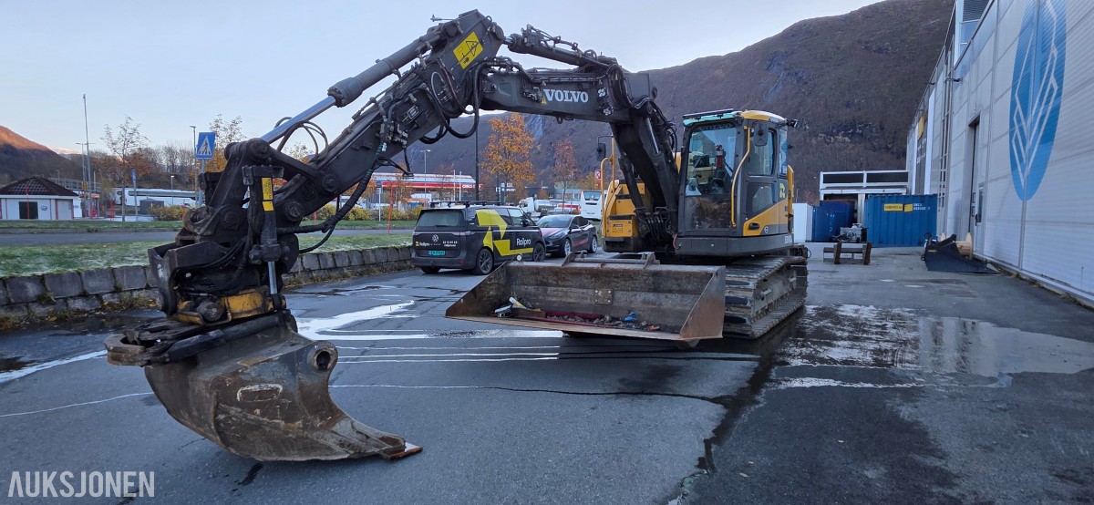 2015 Volvo ECR145DL Jernbane Maskin – 4 586 timer