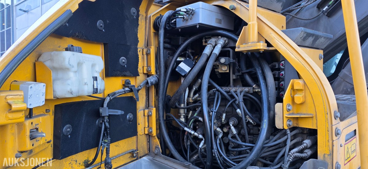 2015 Volvo ECR145DL Jernbane Maskin – 4 586 timer