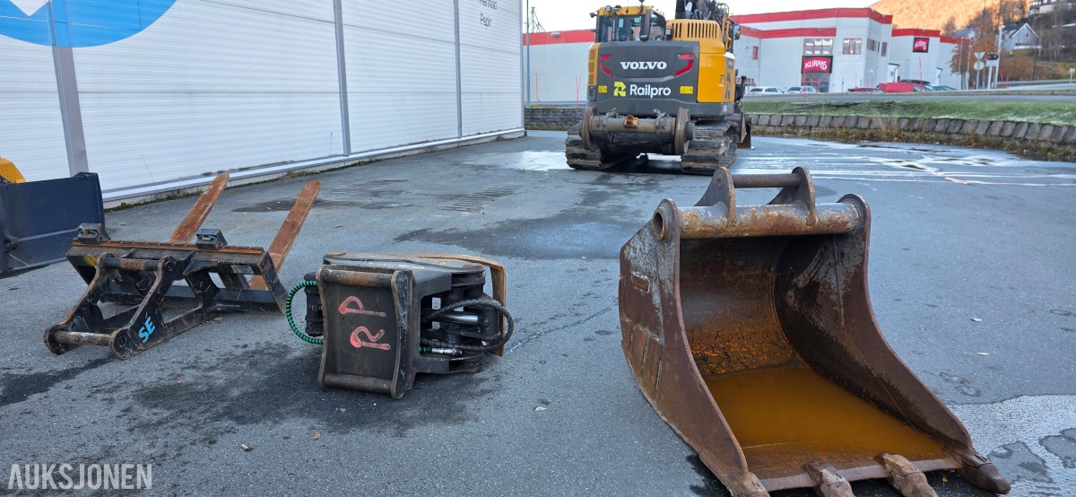 2015 Volvo ECR145DL Jernbane Maskin – 4 586 timer