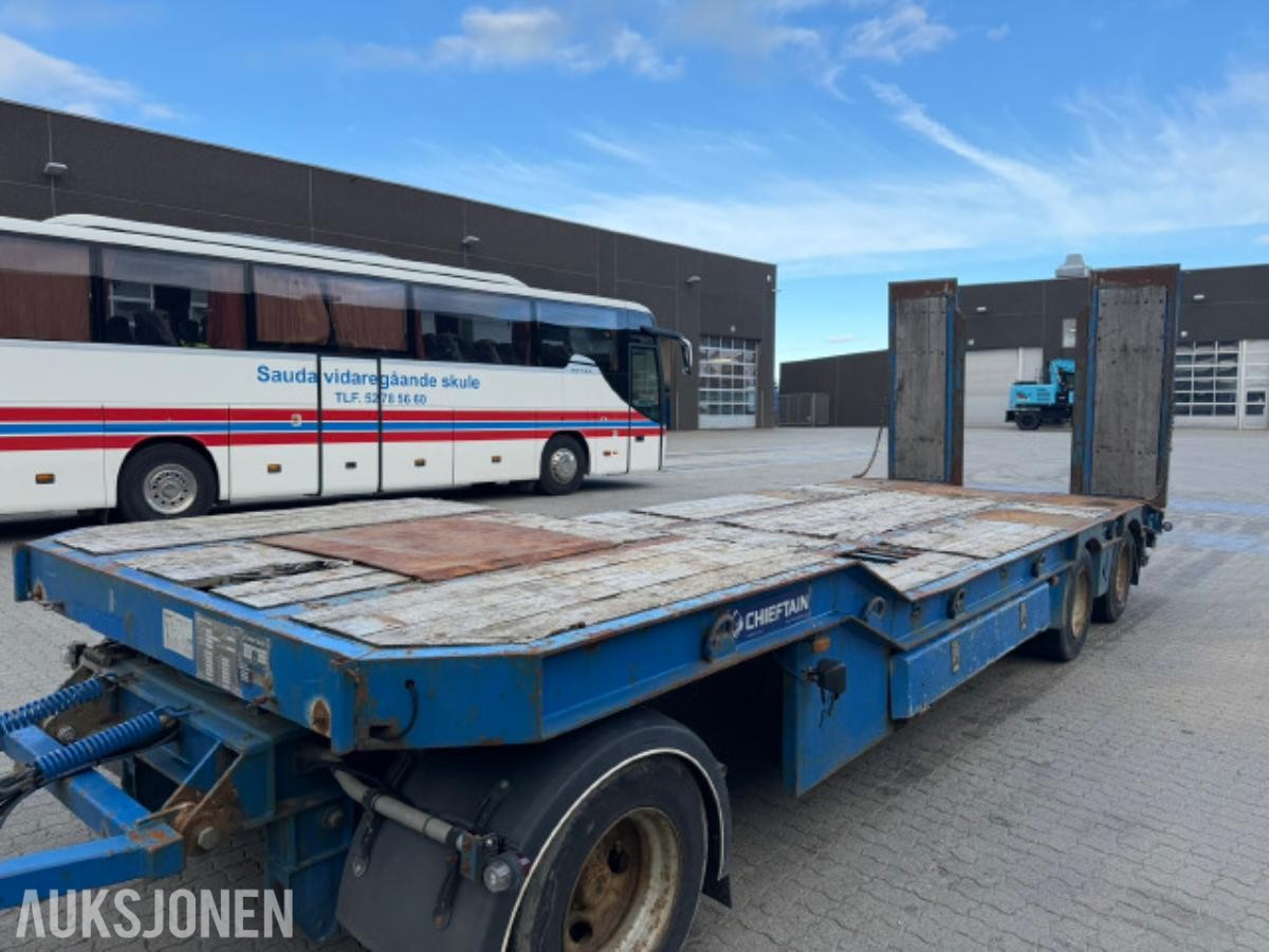 2012 Chieftain Maskinhenger 30 000 kg, 23 775 kg nyttelast