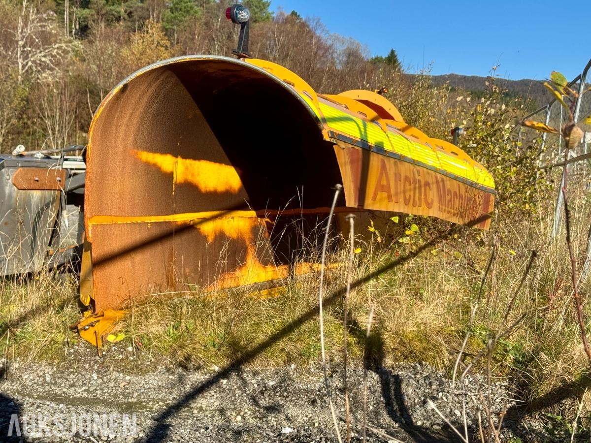 Arctic Machine snøplog 368 cm - hydraulisk