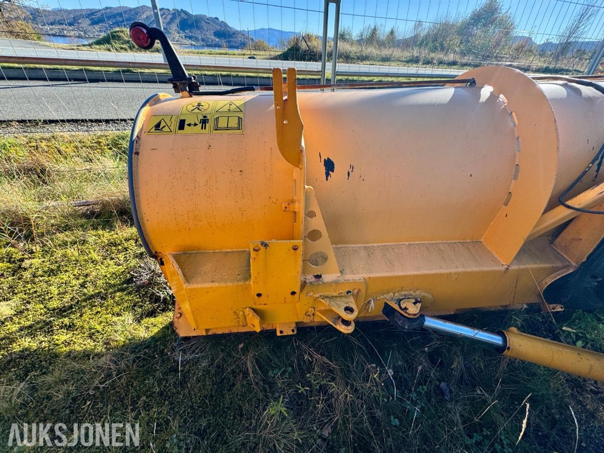 Arctic Machine snøplog 368 cm - hydraulisk