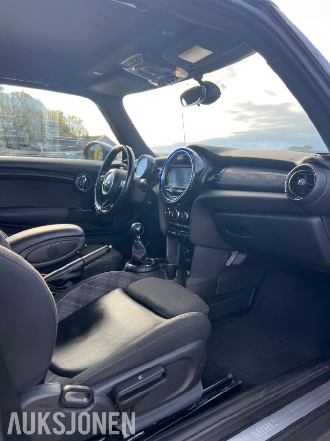 2015 Mini Cooper 3d MANUELL SERVICEHISTORIKK NAVI 134000km