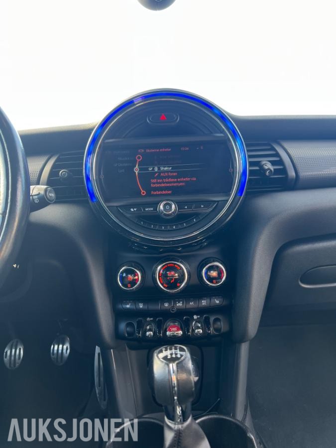 2015 Mini Cooper 3d MANUELL SERVICEHISTORIKK NAVI 134000km