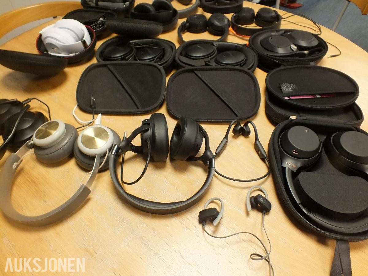 2020 div. headsett bla.BOSE, SONY,B.O, osv. - ingen minstepris