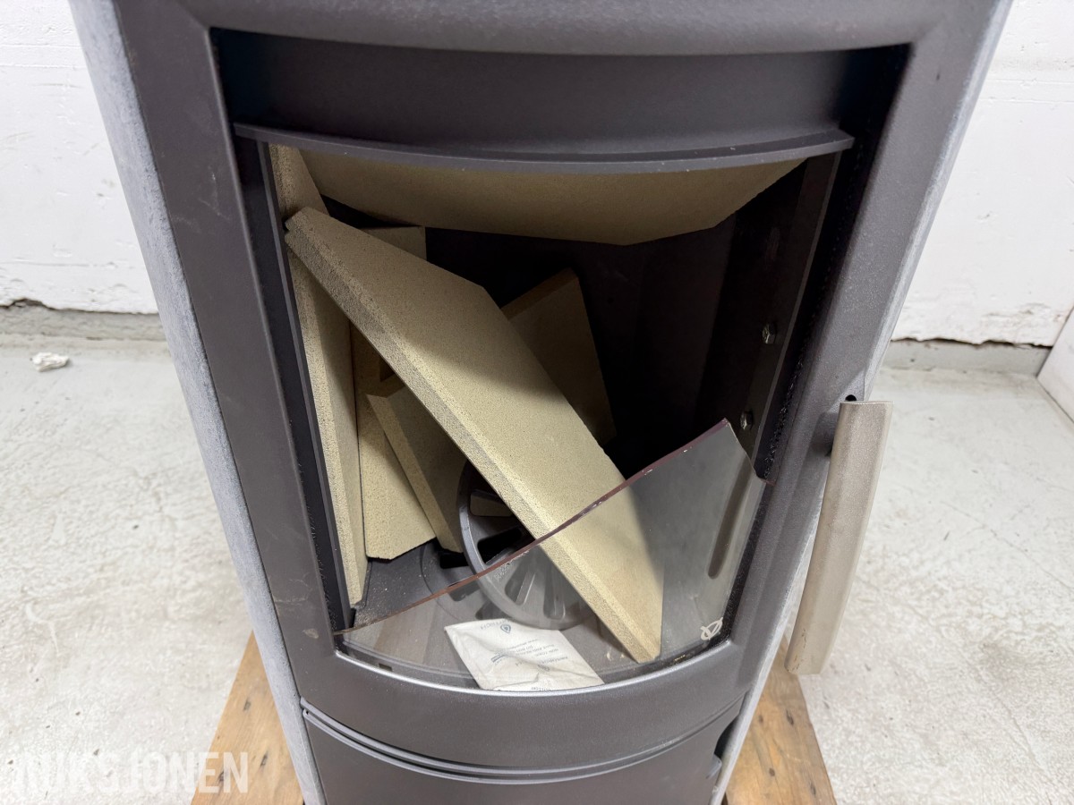 Varde Shape 2 vedovn – 5,4 kW – defekt/skadet