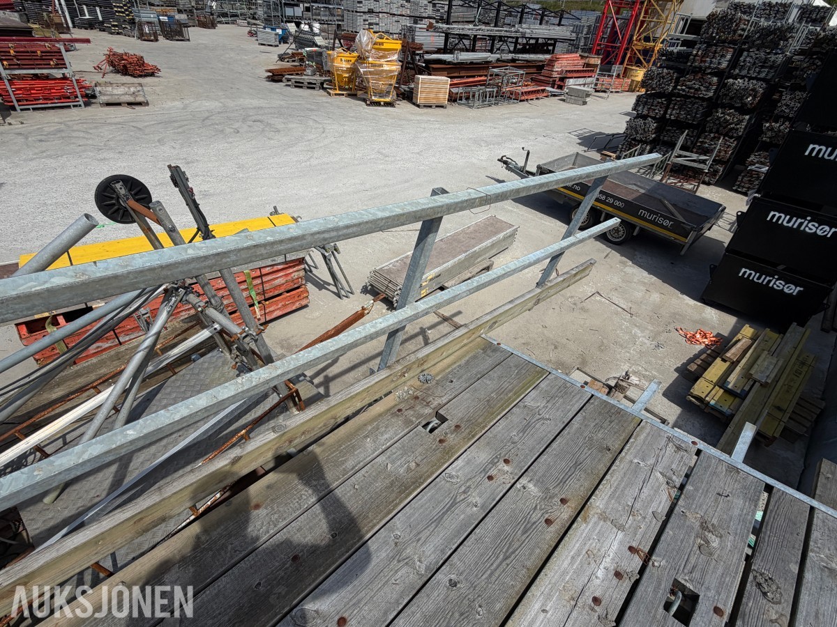HÜNNEBECK SAMMENLEGGBART HENGESTILLAS 3,0 M – 4 STK ENHETER