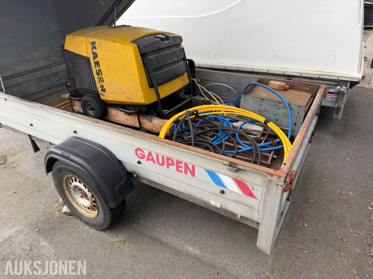 2011 Gaupen tilhenger med høyt lokk, 1300 kg.