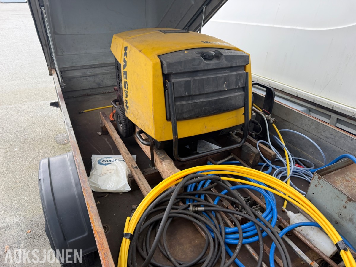 2011 Gaupen tilhenger med høyt lokk, 1300 kg.