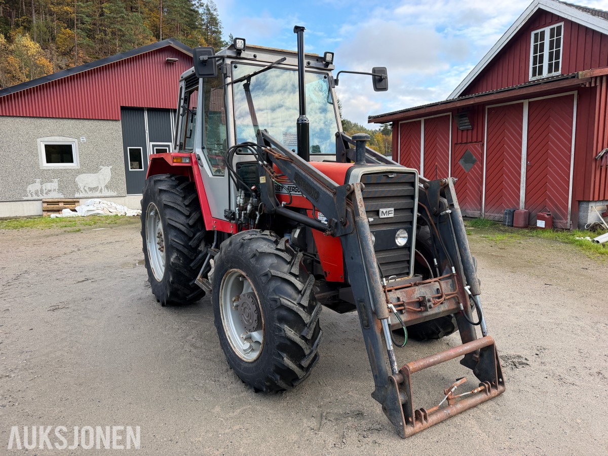 1984 Massey Ferguson 690