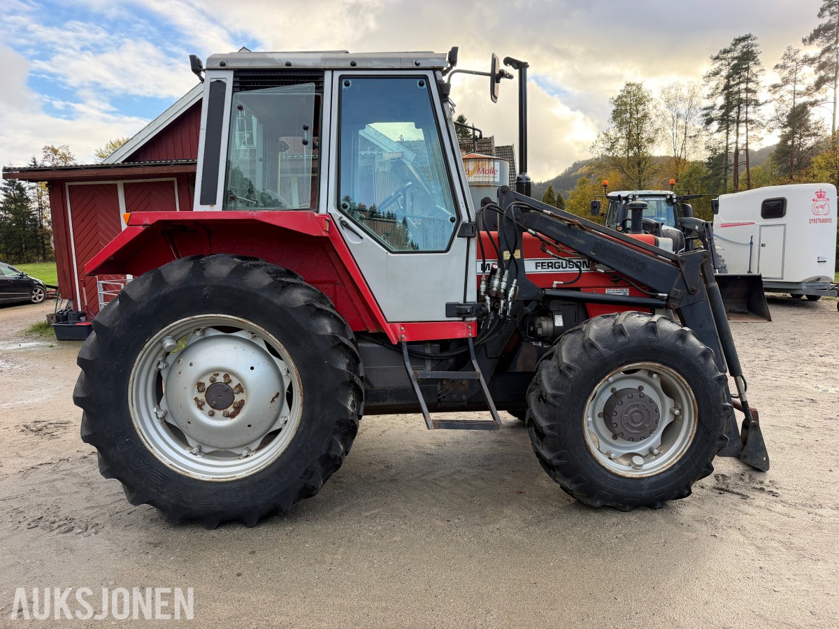 1984 Massey Ferguson 690