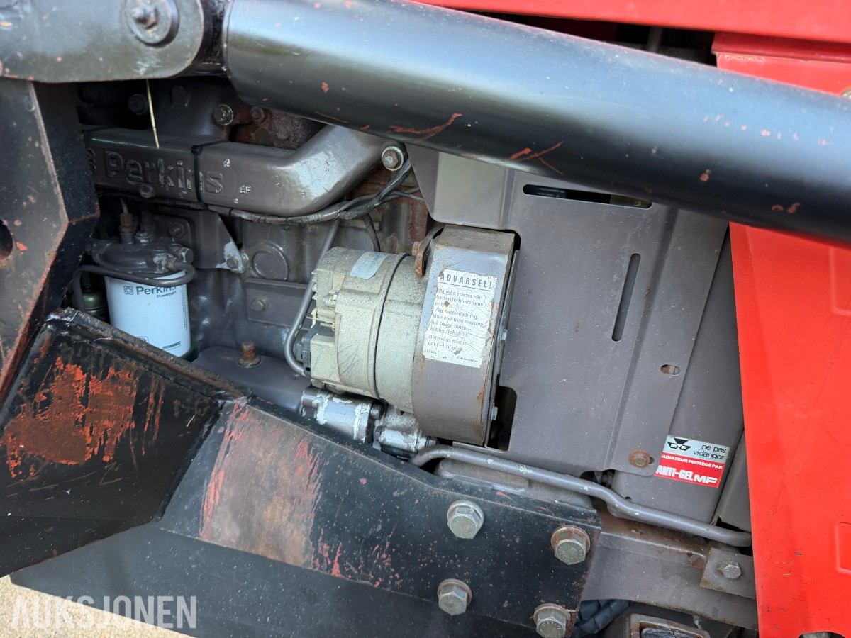 1984 Massey Ferguson 690