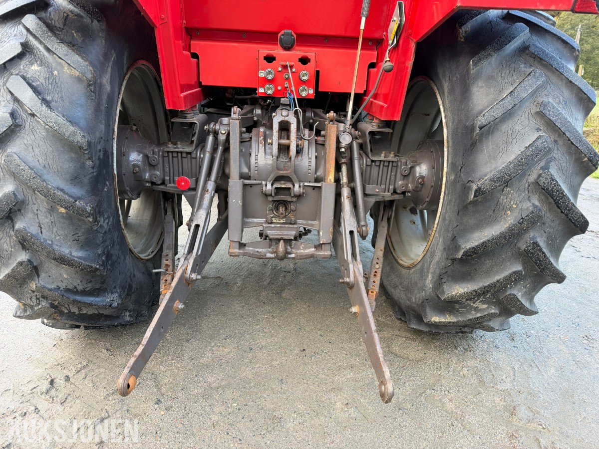 1984 Massey Ferguson 690