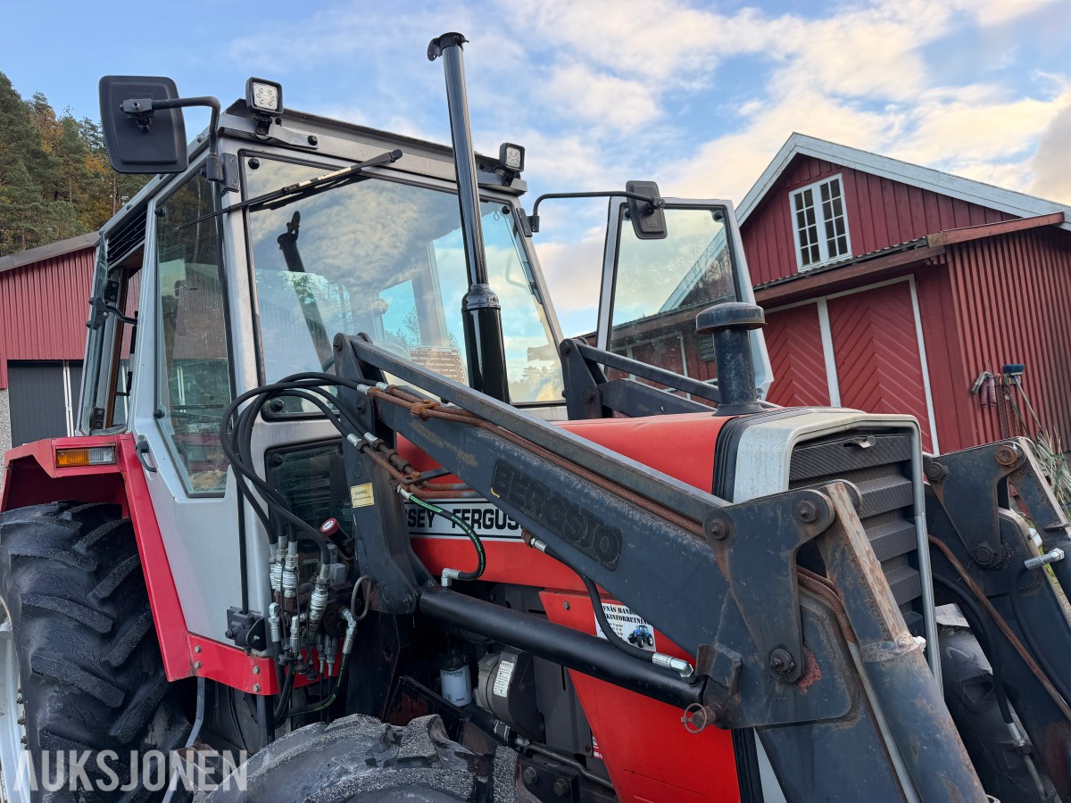 1984 Massey Ferguson 690