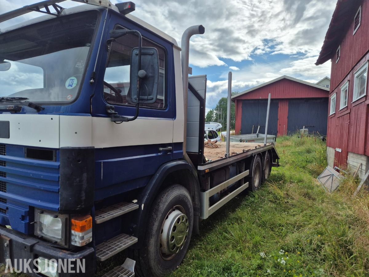 1984 Scania P82H