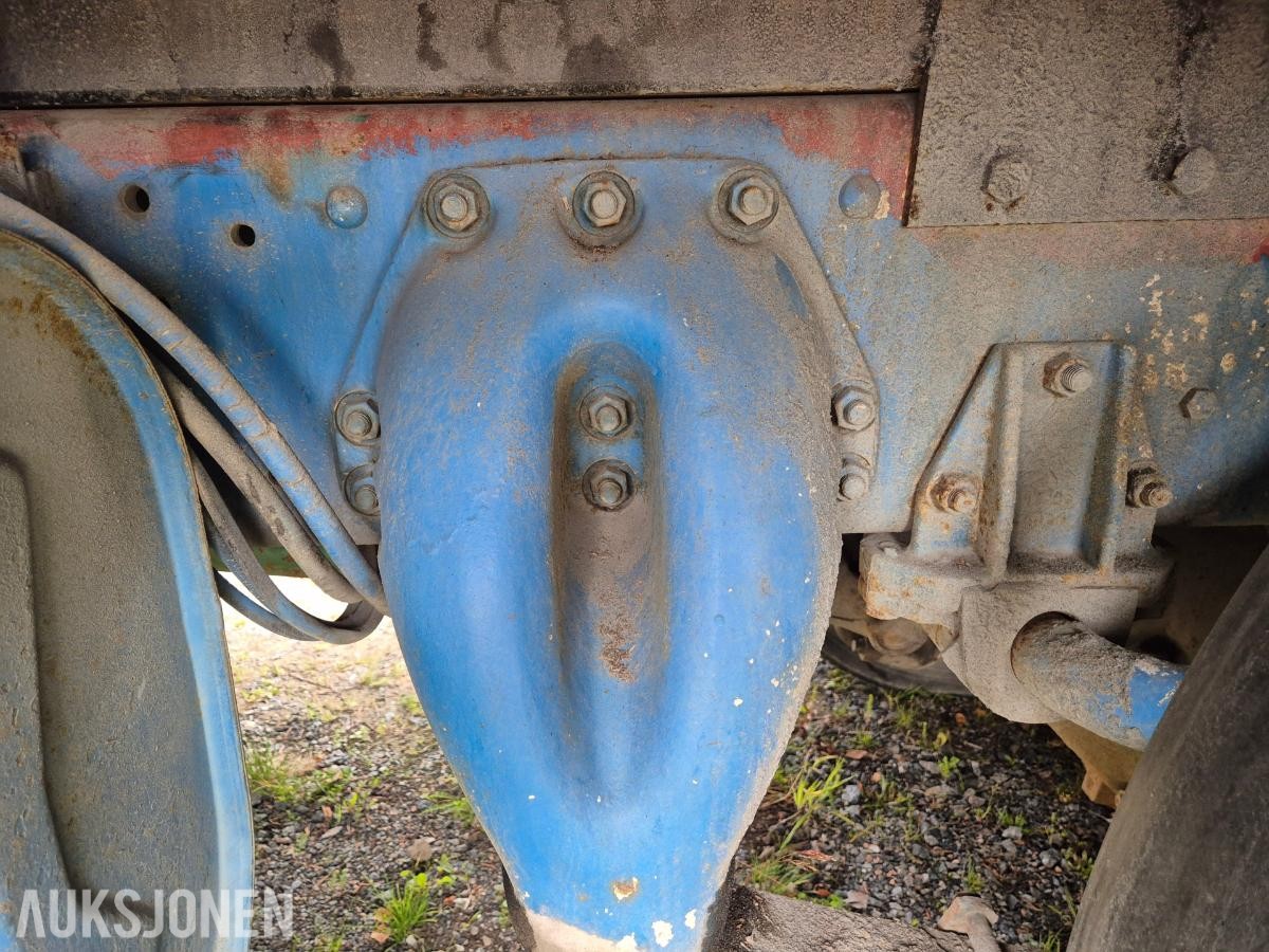 1984 Scania P82H