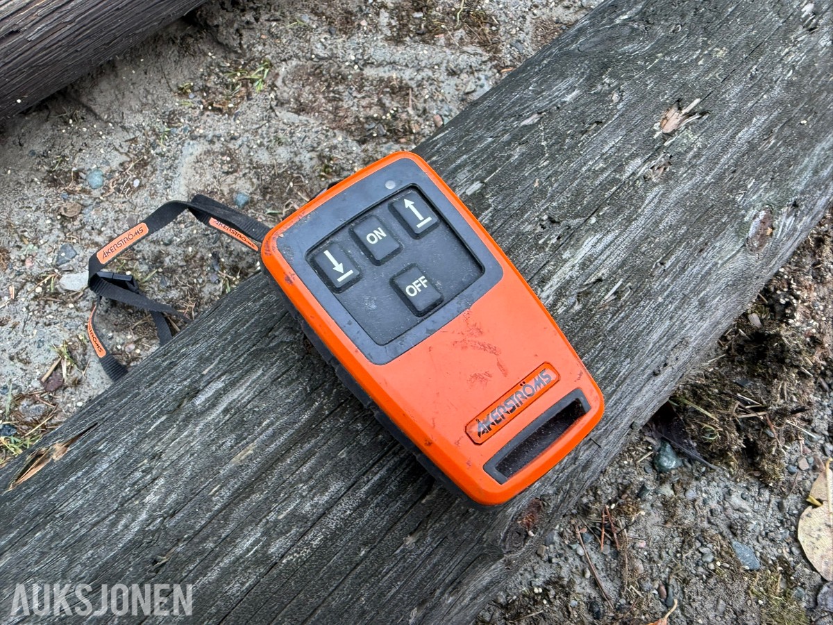 2006 Palmse 665 Tømmerhenger , kasse, tipp, vinsj