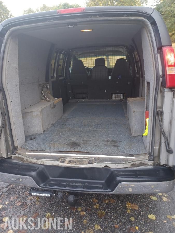 2004 Chevrolet Express van 4x4 Automat, Hengerfeste, EU ok til 03.2028