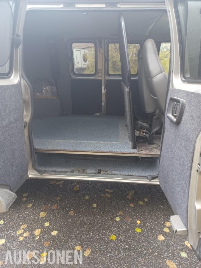 2004 Chevrolet Express van 4x4 Automat, Hengerfeste, EU ok til 03.2028