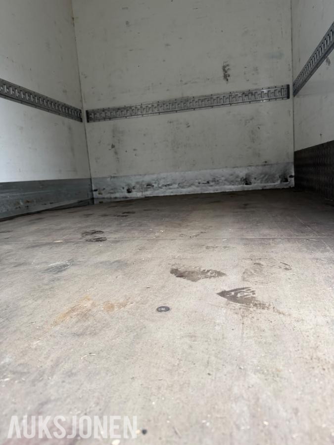 2020 IVECO DAILY 35S16 SKAPBIL, 19M³, 8 PALLERS, BAKLØFTER, MOTORHAVARI`