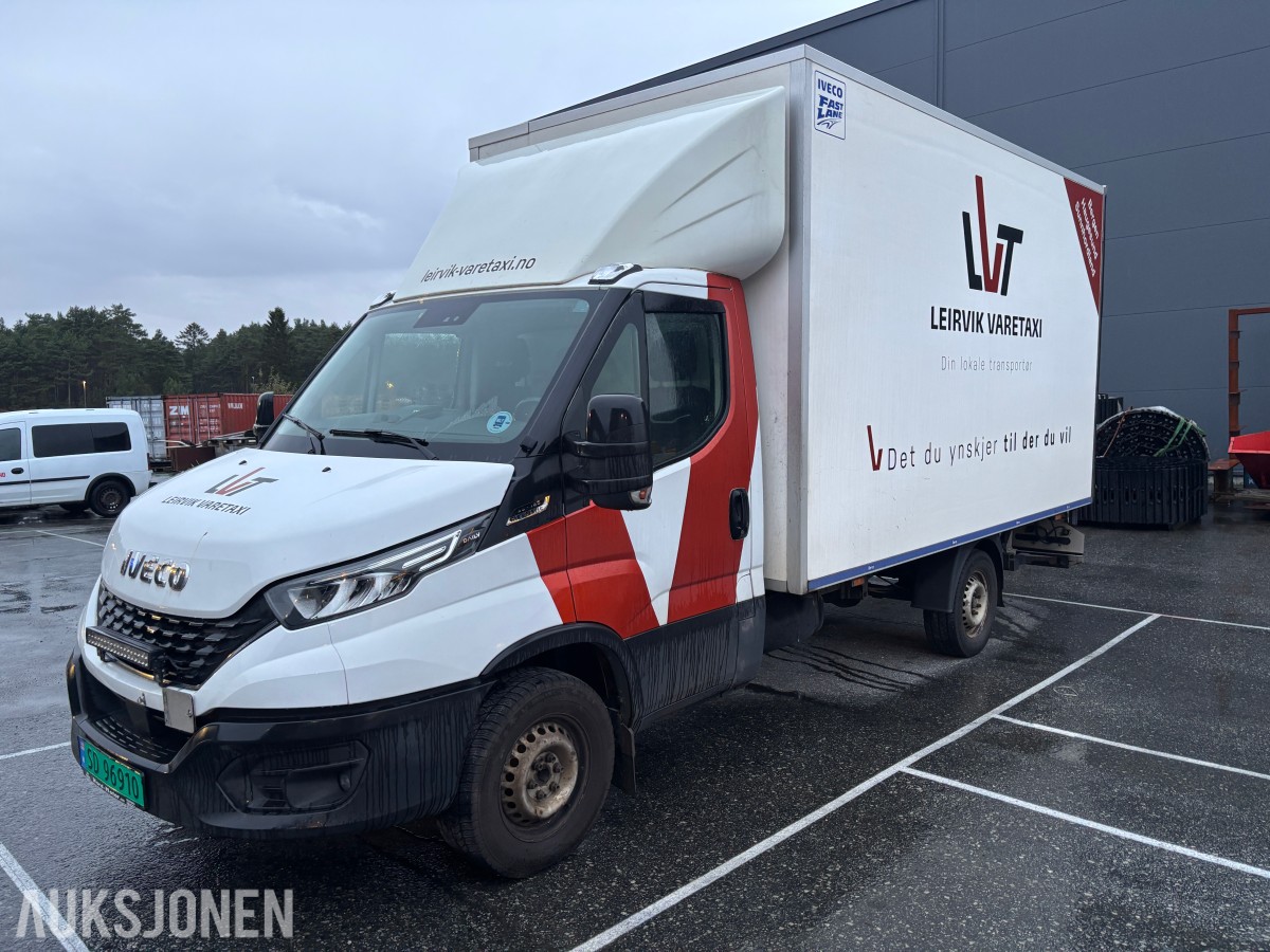2020 IVECO DAILY 35S16 SKAPBIL, 19M³, 8 PALLERS, BAKLØFTER, MOTORHAVARI`