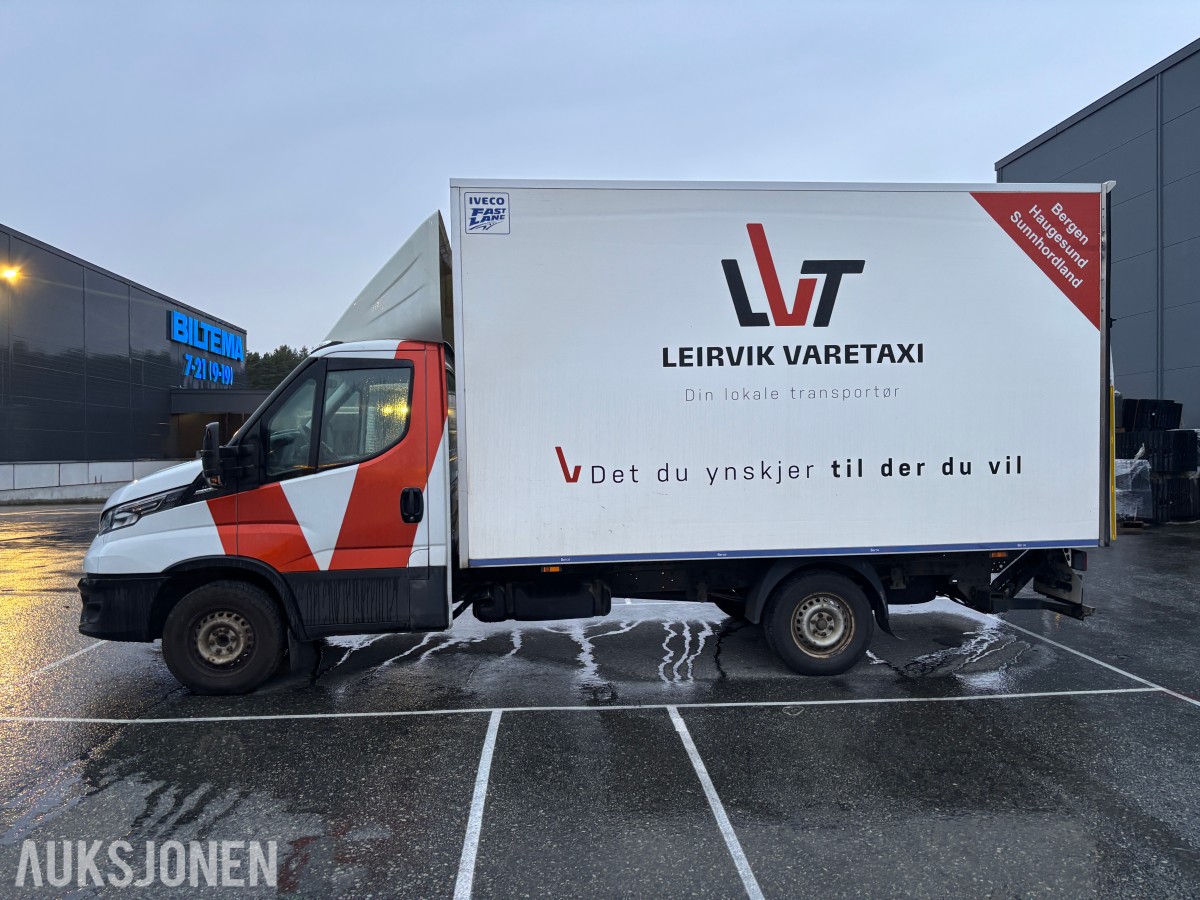 2020 IVECO DAILY 35S16 SKAPBIL, 19M³, 8 PALLERS, BAKLØFTER, MOTORHAVARI`