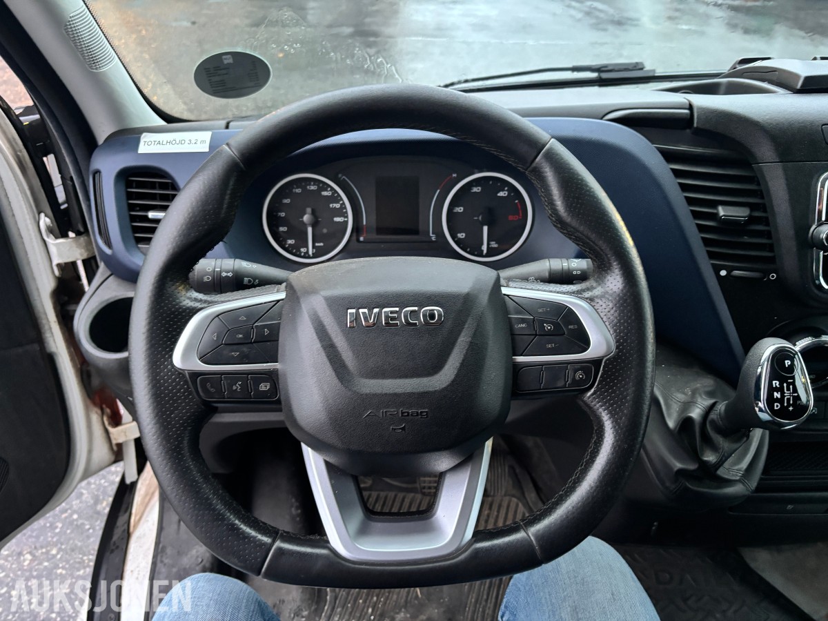 2020 IVECO DAILY 35S16 SKAPBIL, 19M³, 8 PALLERS, BAKLØFTER, MOTORHAVARI`