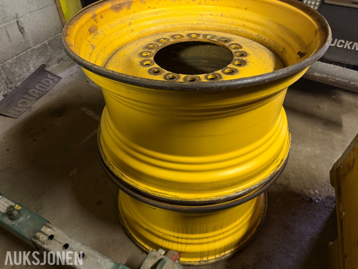 4 stk. 30" felger til Volvo L70/L90