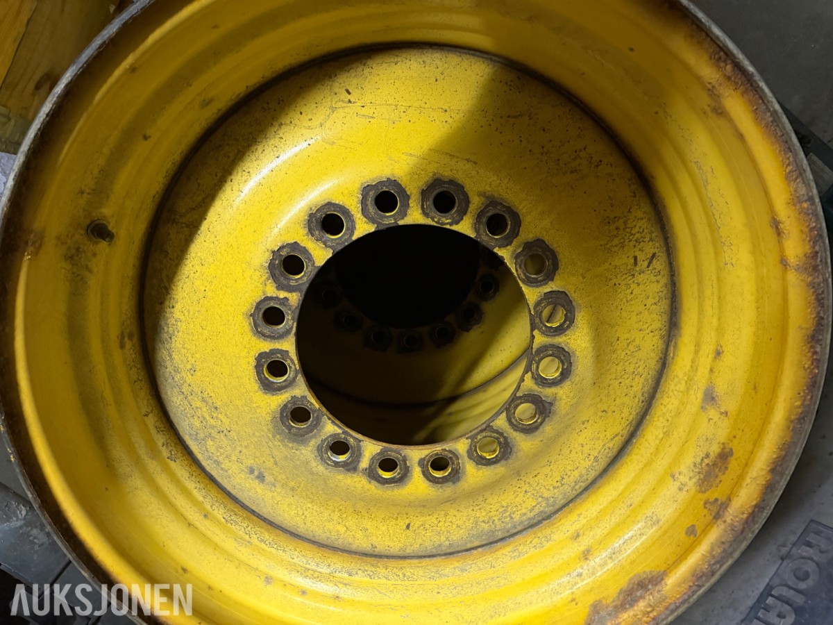 4 stk. 30" felger til Volvo L70/L90
