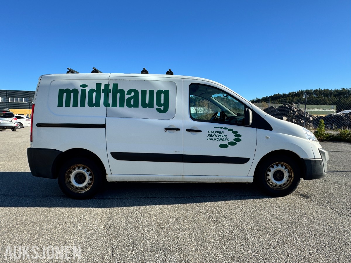 2013 Peugeot EXPERT 2.0 D 163HK 3 SETER HENGERFESTE SKYVEDØRER