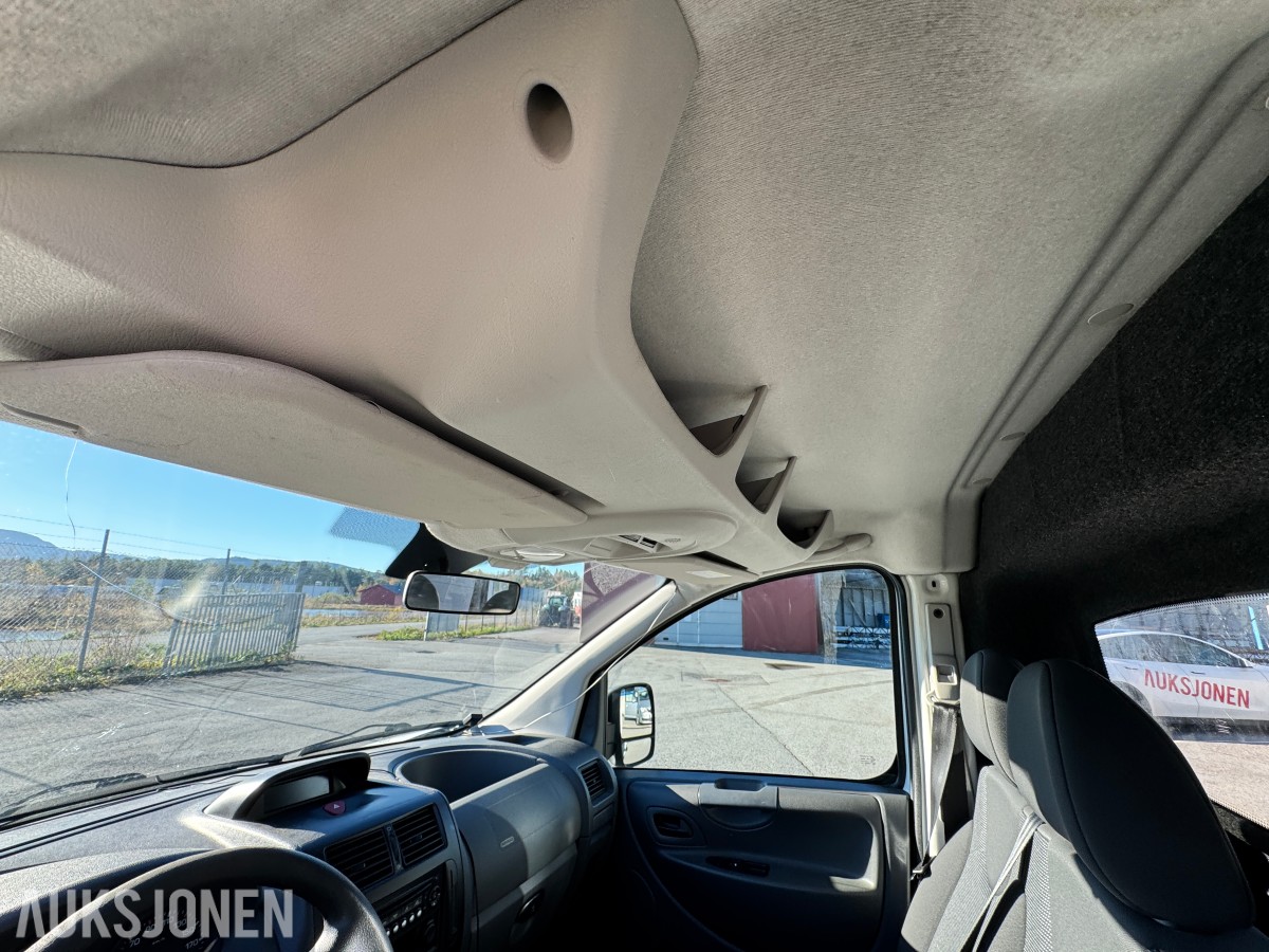 2013 Peugeot EXPERT 2.0 D 163HK 3 SETER HENGERFESTE SKYVEDØRER