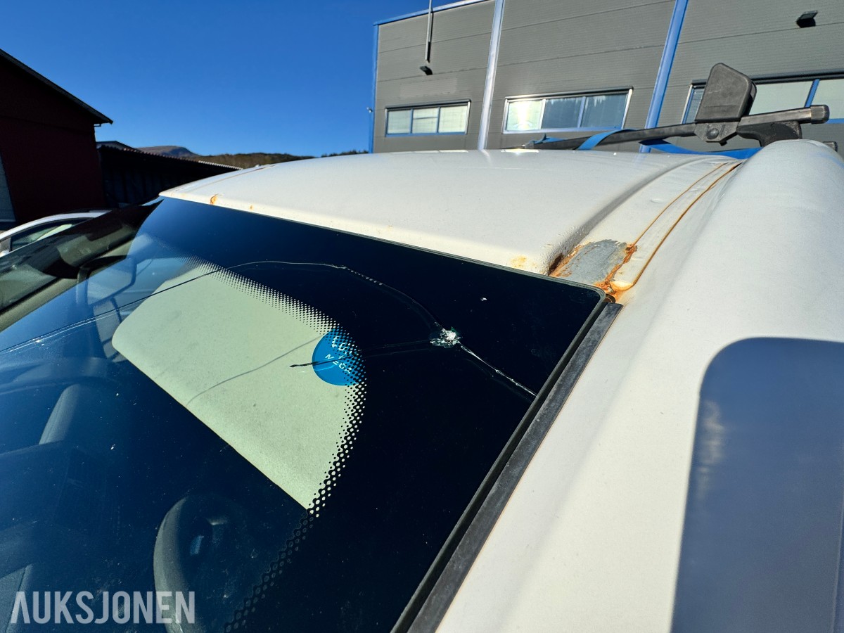 2013 Peugeot EXPERT 2.0 D 163HK 3 SETER HENGERFESTE SKYVEDØRER