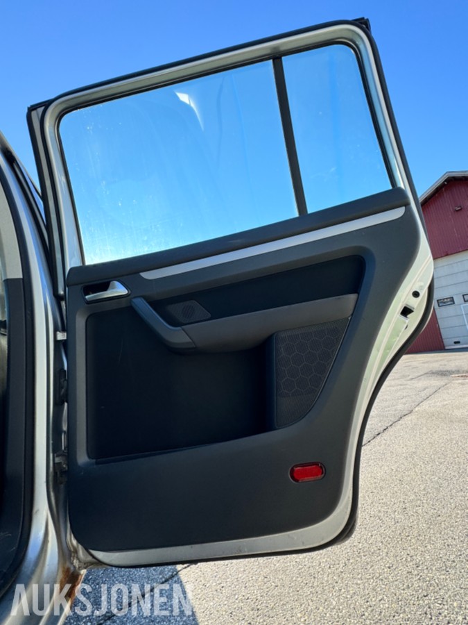 2009 Volkswagen TOURAN 1.9 D 105HK HENGERFESTE CRUISE CLIMA