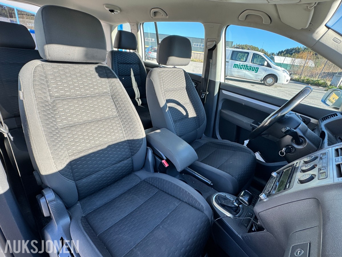 2009 Volkswagen TOURAN 1.9 D 105HK HENGERFESTE CRUISE CLIMA