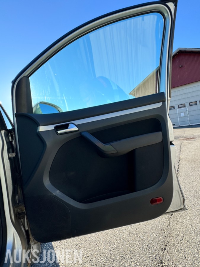 2009 Volkswagen TOURAN 1.9 D 105HK HENGERFESTE CRUISE CLIMA
