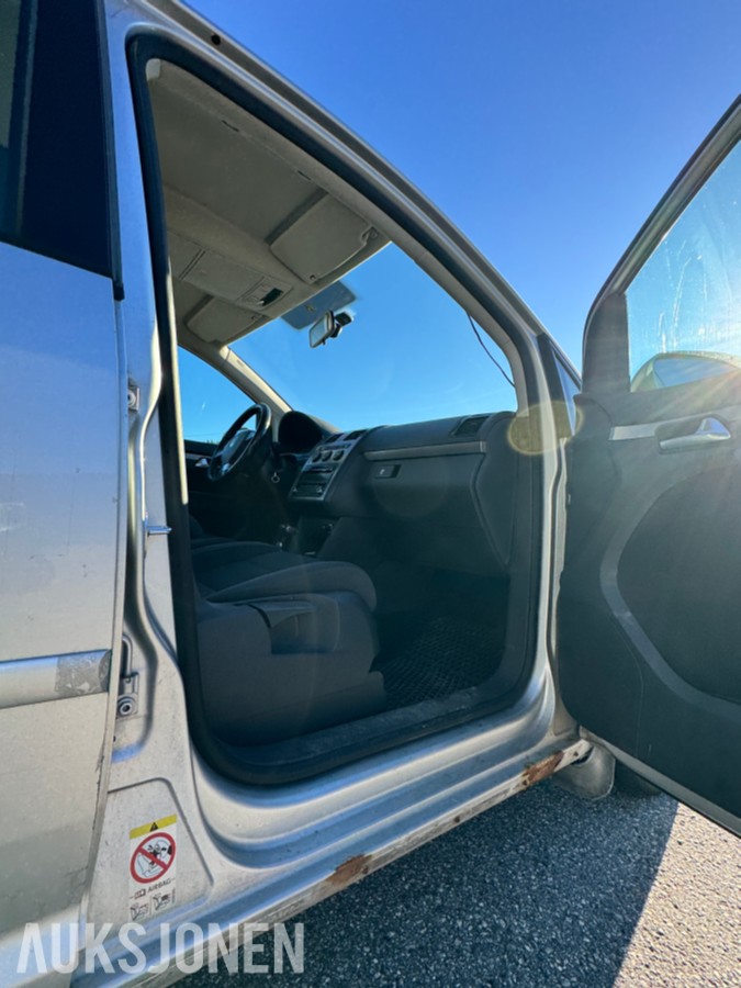 2009 Volkswagen TOURAN 1.9 D 105HK HENGERFESTE CRUISE CLIMA