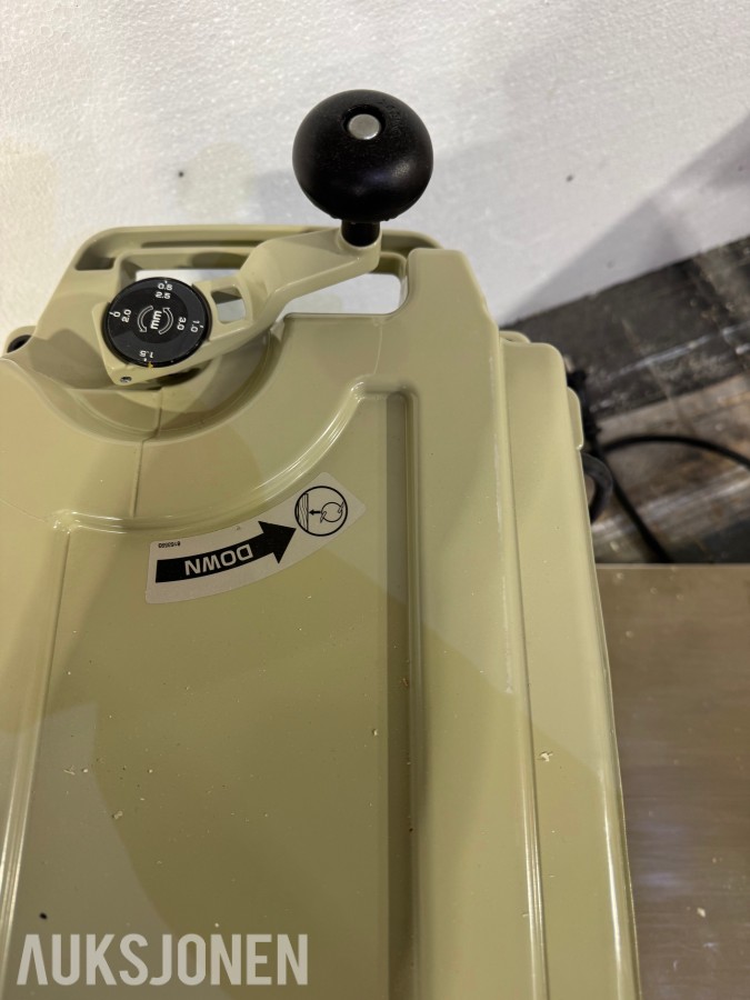 H21 MAKITA PLANHØVEL