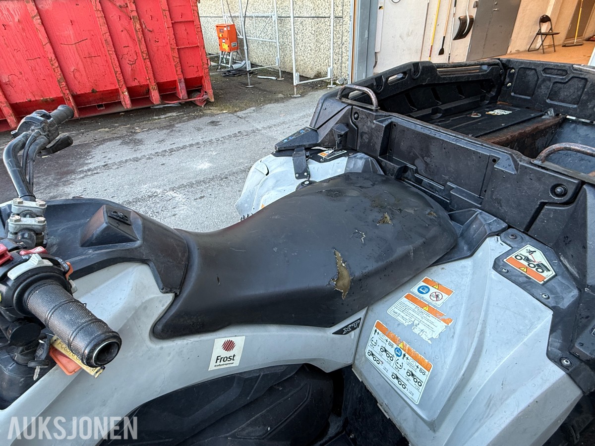 2014 Can-Am Outlander 1000 6X6 ATV - 5579KM