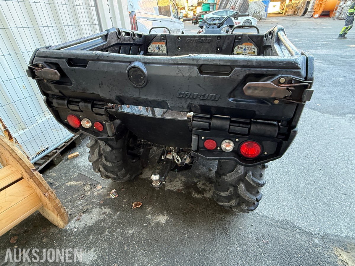 2014 Can-Am Outlander 1000 6X6 ATV - 5579KM