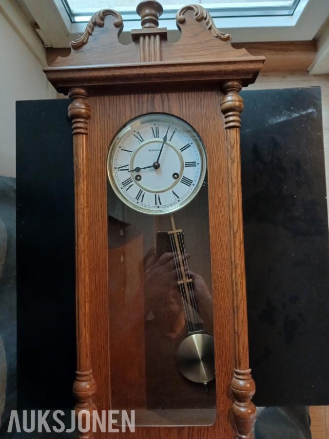 Klassisk Junghans regulator / veggur i eik wienerregulator