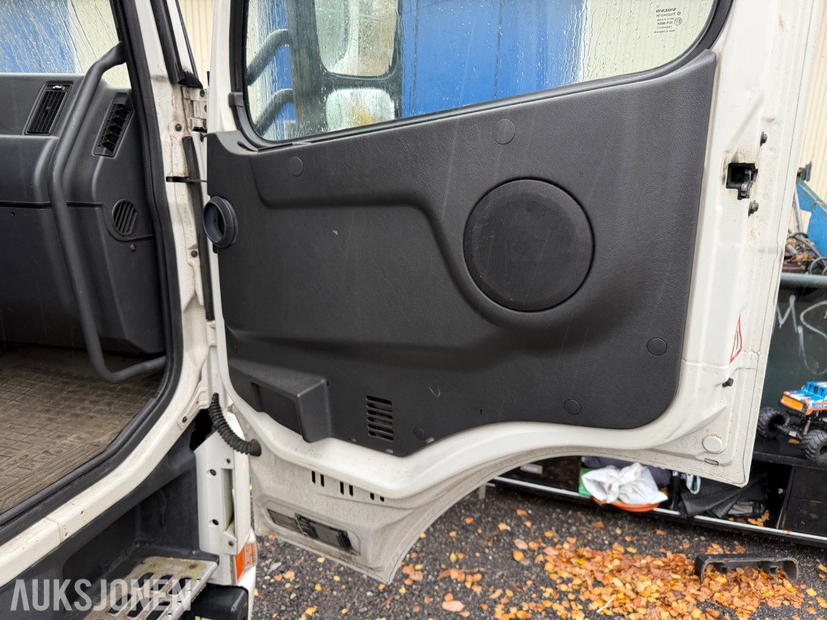 1999 Volvo FM7 4X2 Planbil, EUOK2027, 320567KM