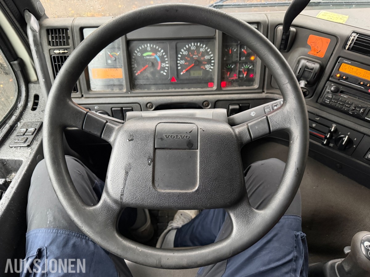 1999 Volvo FM7 4X2 Planbil, EUOK2027, 320567KM