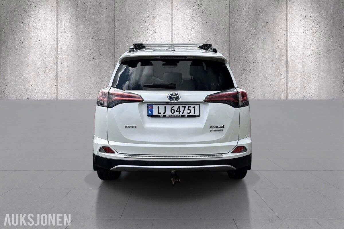 2016 TOYOTA RAV4 2.5 HYBRID 197HK 4WD AUTOMAT, RYGGEKAMERA, CRUISEKONTROLL