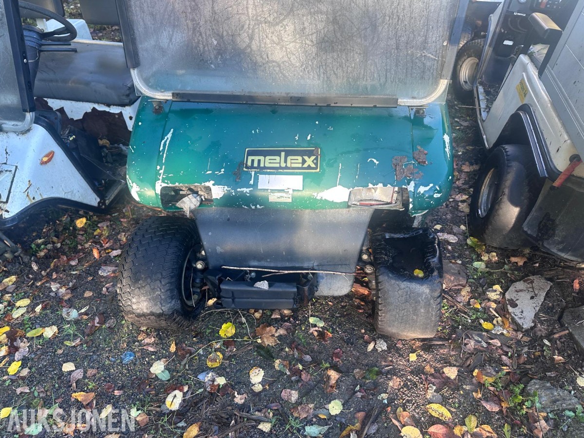 Flere Melex golfbiler/arbeidsvogner – selges samlet som reparasjonsobjekter