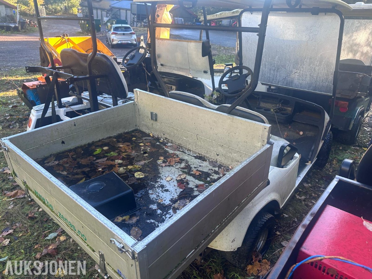 Flere Melex golfbiler/arbeidsvogner – selges samlet som reparasjonsobjekter