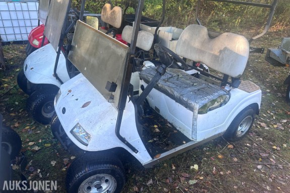 Flere Melex golfbiler/arbeidsvogner – selges samlet som reparasjonsobjekter