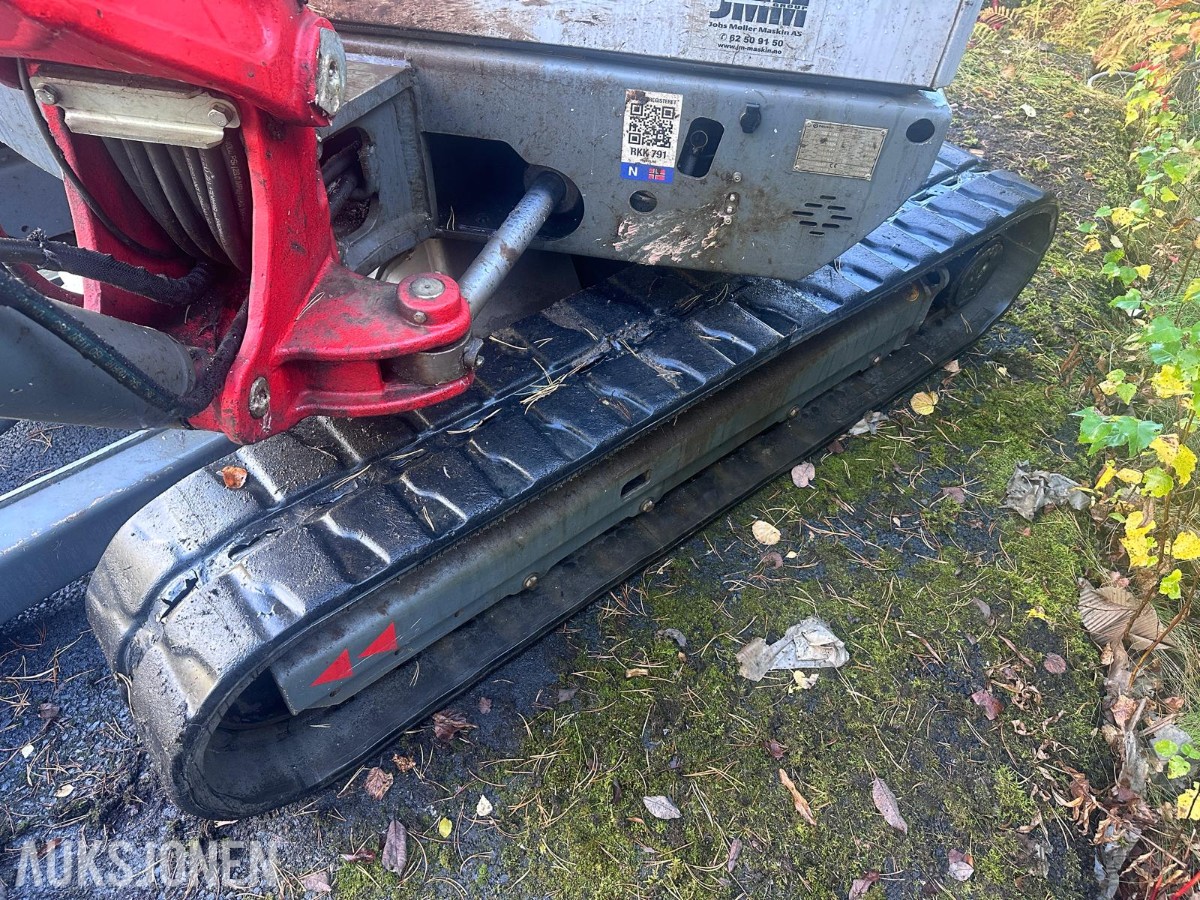 «2007 Neuson 38Z3 beltegraver – knekt bom – reparasjonsobjekt».