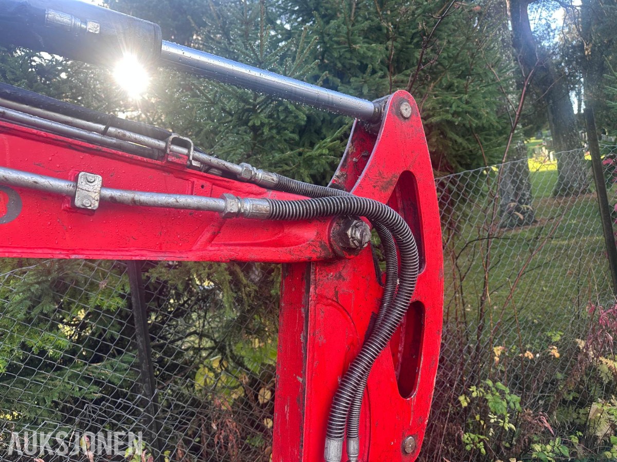 «2007 Neuson 38Z3 beltegraver – knekt bom – reparasjonsobjekt».