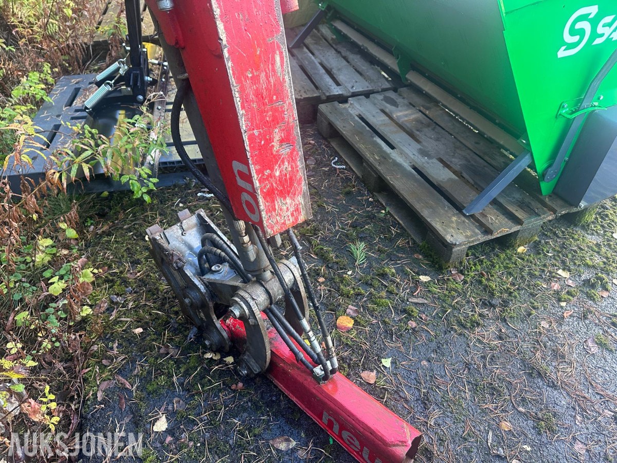 «2007 Neuson 38Z3 beltegraver – knekt bom – reparasjonsobjekt».