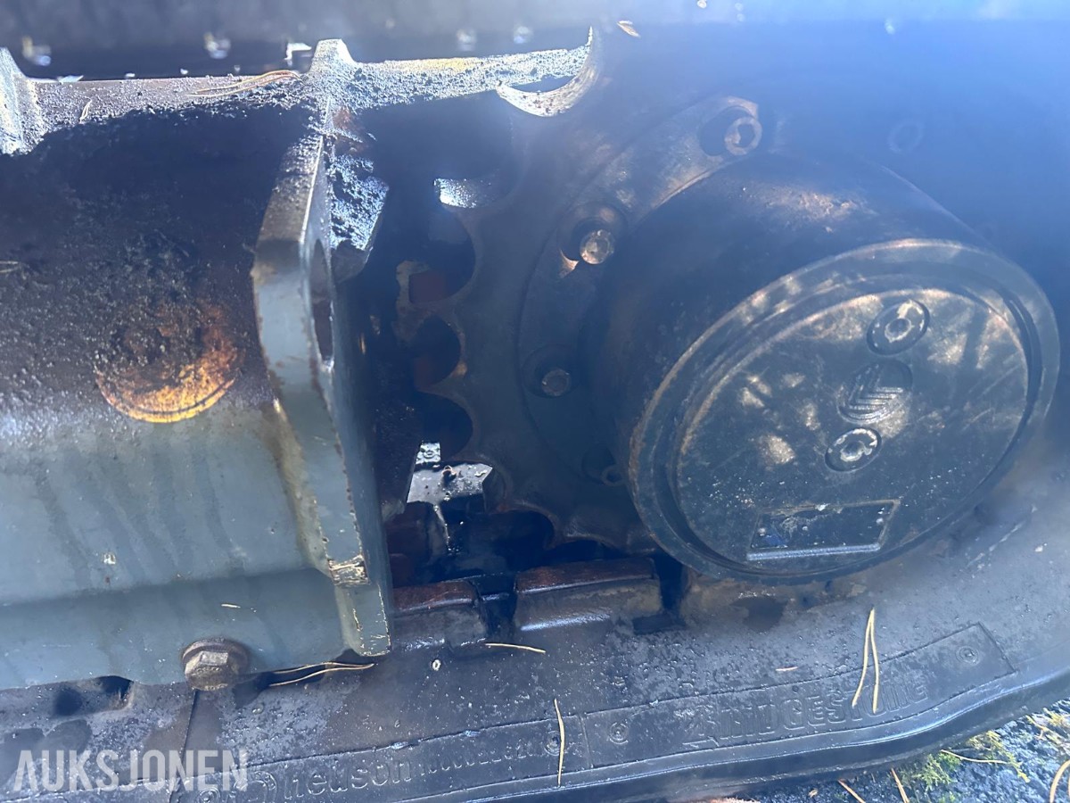 «2007 Neuson 38Z3 beltegraver – knekt bom – reparasjonsobjekt».